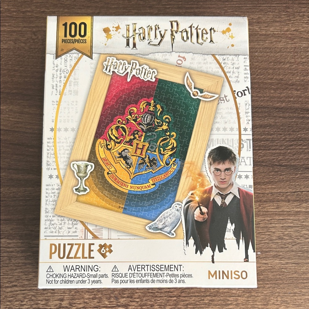 HARRY POTTER Houses 100 pieces Puzzle with Frame and stickers NEW